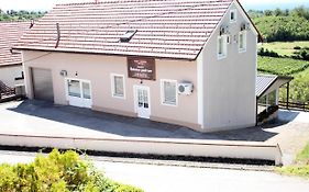 Guesthouse Rezekov Podrum