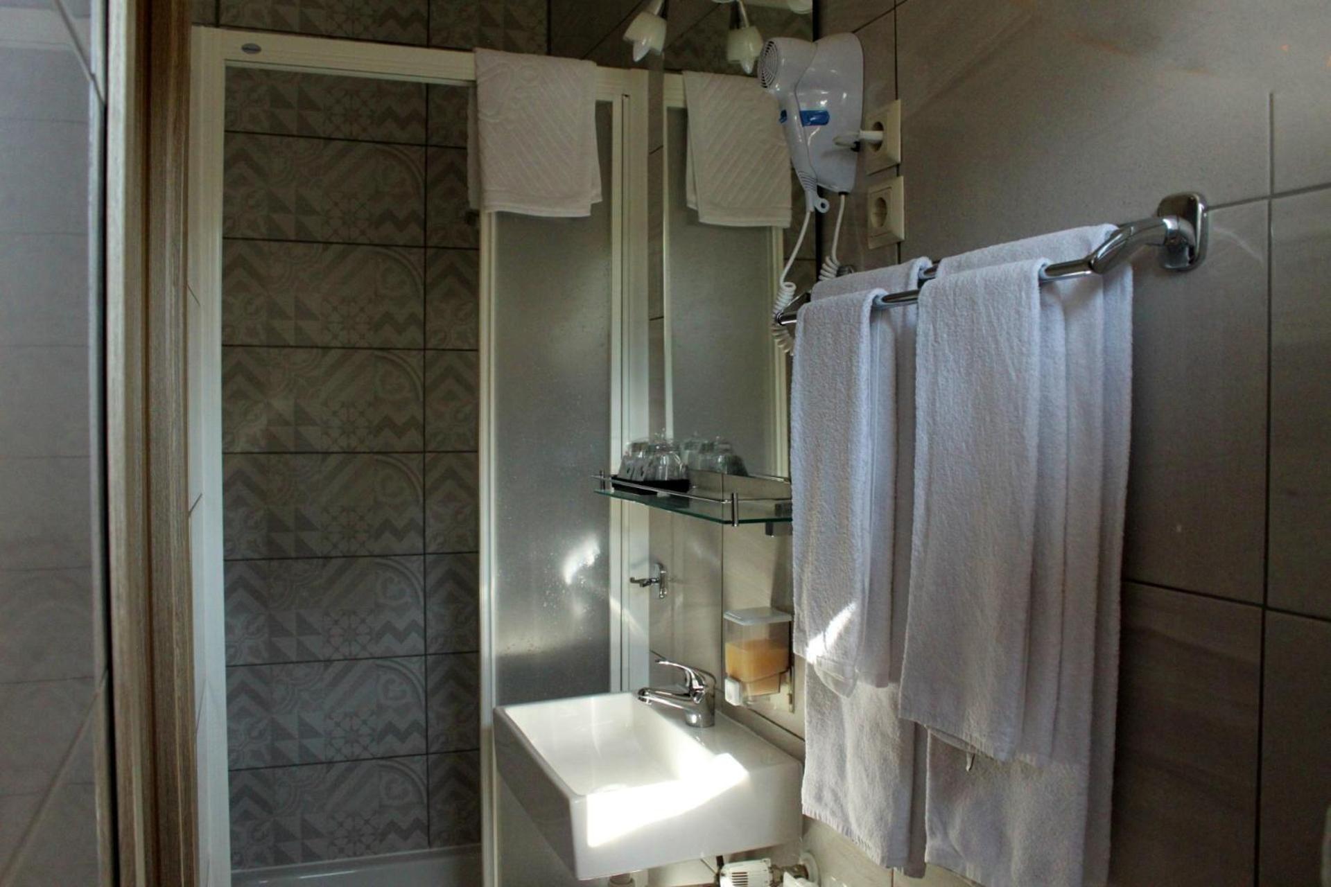 Guesthouse Rezekov Podrum Jastrebarsko Exterior foto