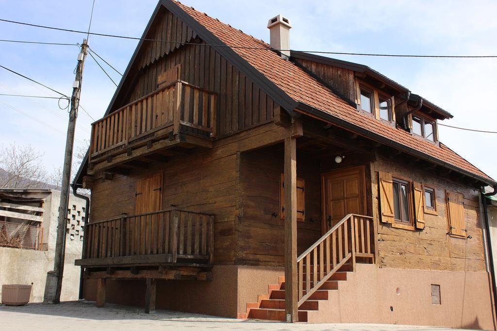 Guesthouse Rezekov Podrum Jastrebarsko Exterior foto
